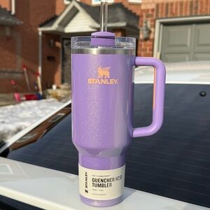 New Stanley Periwinkle Shimmer Quencher Tumbler H2.0 40oz (1.18L)